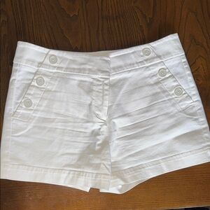 Loft Riviera Women's White Button-Accent Shorts